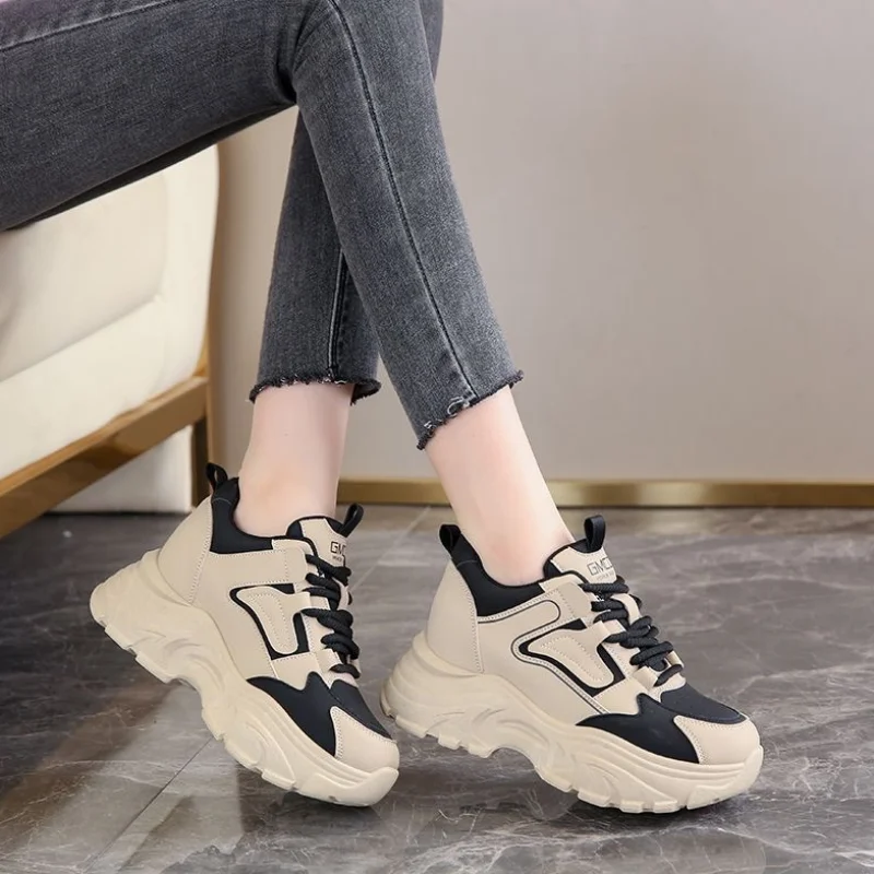 Scarpe da ginnastica con plate - Outdoor Sport Brand recensione e prezzo